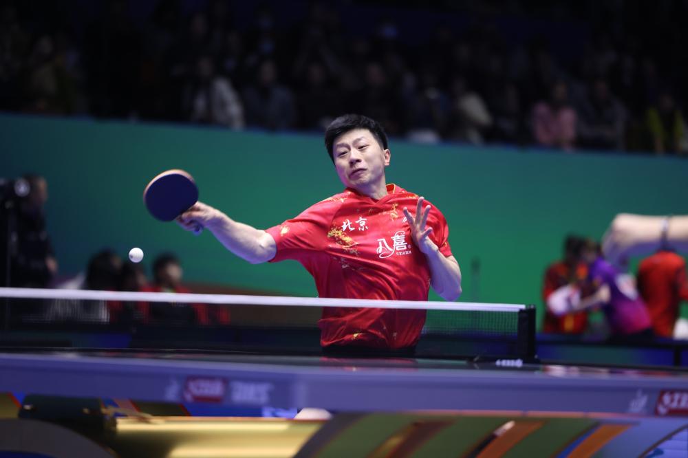 还有一位小 还有一位小