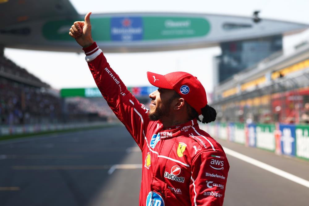 的表现不仅 的表现不仅